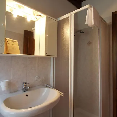 Apartment Ortensia With View And Private Parking *
